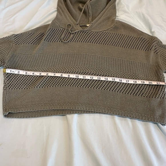 Garage M Olive Green Open Knitted Monochrome Striped Cropped Hoodie Pullover - Picture 2 of 15